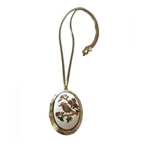 Cloisonné Gold Tone Enamel Bird Locket Pendant w Mirror Necklace